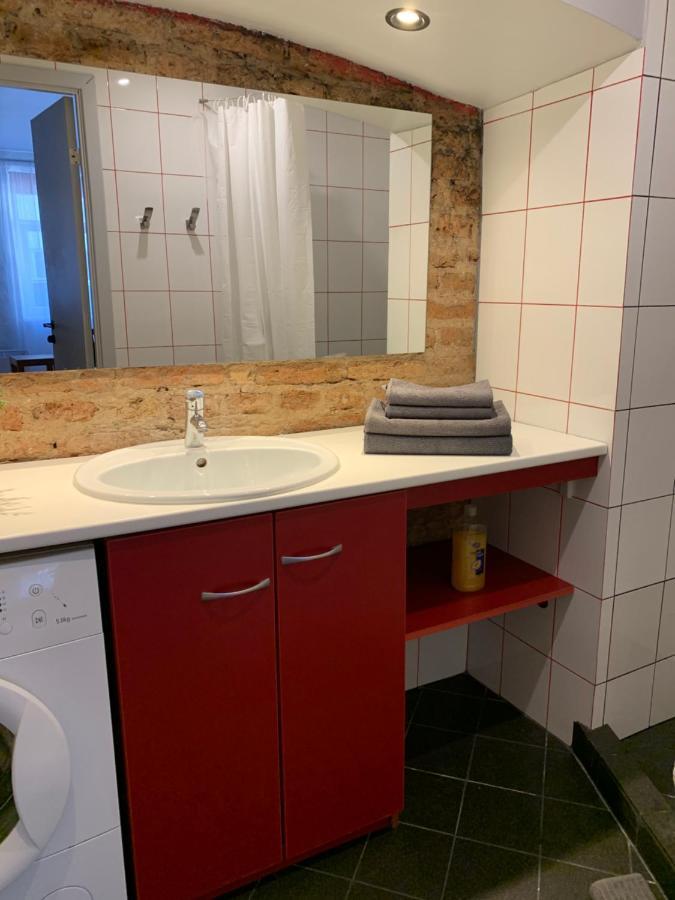 Old Studio Apartment Vilnius Dış mekan fotoğraf